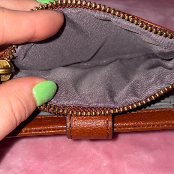Fossil Lainie Multifunction Brown Leather Wallet NWOT - Picture 4 of 12